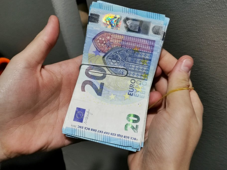 Ein Barkredit bringt meistens eine schnelle Auszahlung! Bild: @Siriporn_kingkaew via Twenty20